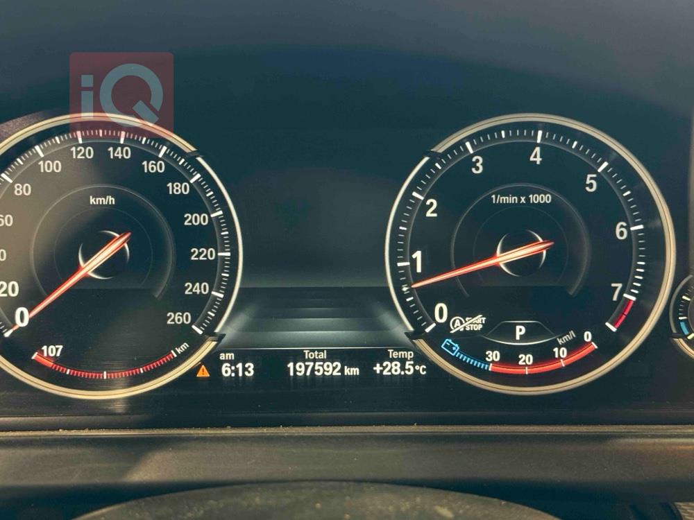 بي ام دبليو سيريس 6